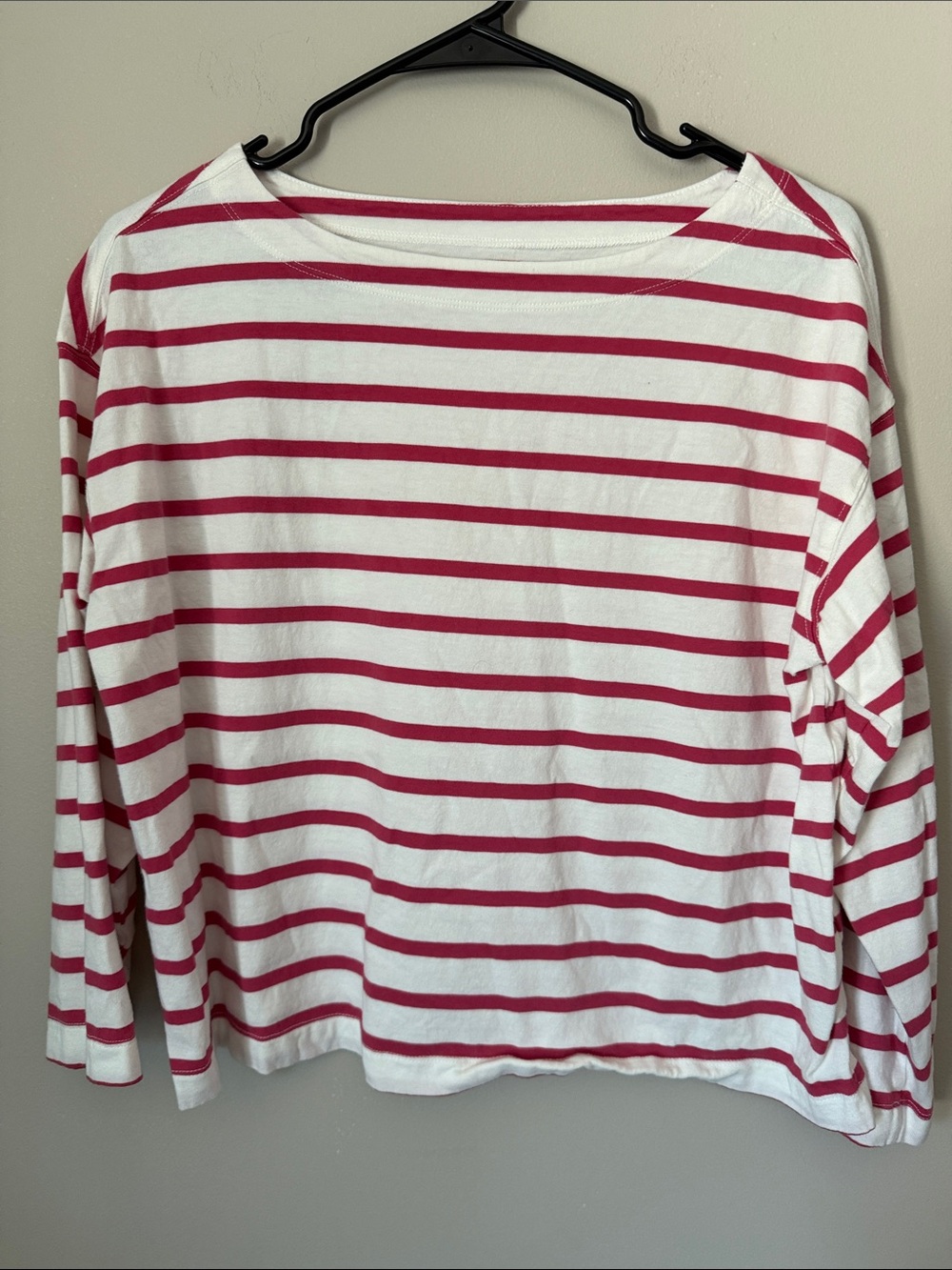 Old Navy White and Red Striped Long Sleeve Top